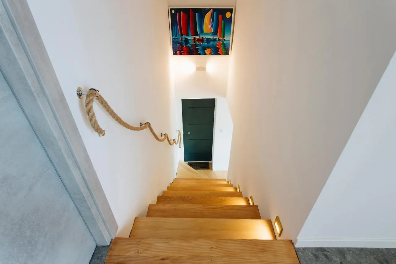 Villa Magna - Seaside Villa With Pool And Sauna Trogir